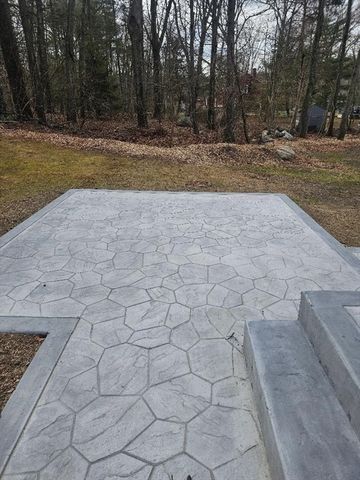 1094 Glebe St, Taunton, MA 02780