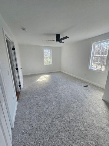 1094 Glebe St, Taunton, MA 02780