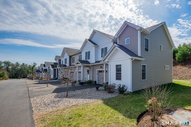 29 Covey Road 21, Burlington, CT 06013