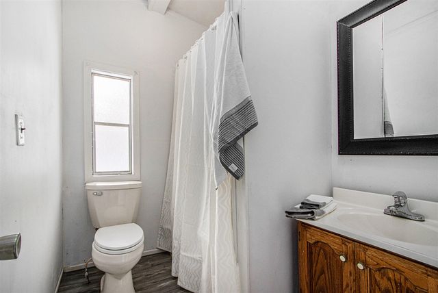 45717 64th Avenue, Paw Paw, MI 49079