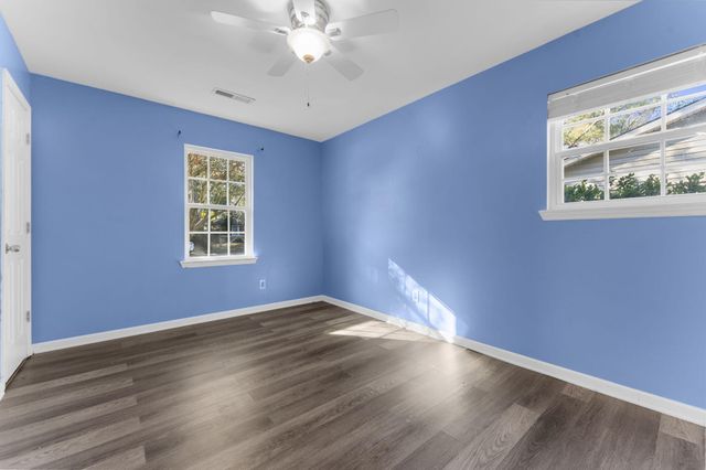 300 Logan Drive, Summerville, SC 29483