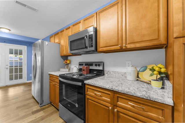 300 Logan Drive, Summerville, SC 29483