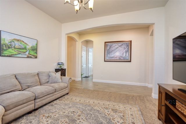 4512 Periwinkle Drive, Mansfield, TX 76063