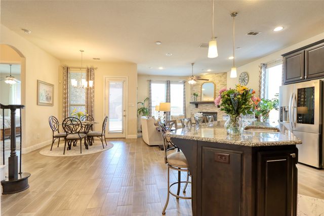 4512 Periwinkle Drive, Mansfield, TX 76063