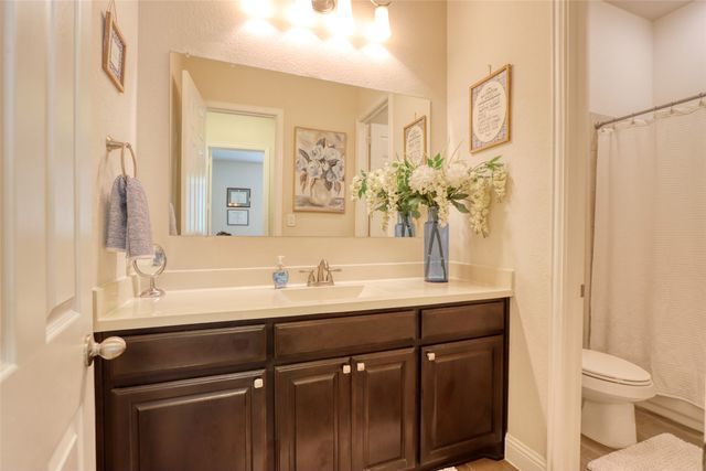 4512 Periwinkle Drive, Mansfield, TX 76063