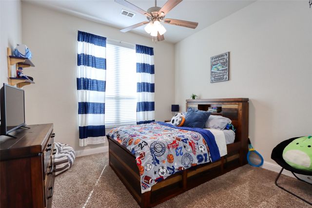 4512 Periwinkle Drive, Mansfield, TX 76063