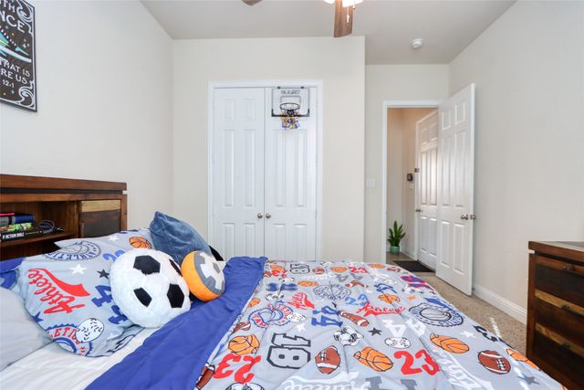 4512 Periwinkle Drive, Mansfield, TX 76063