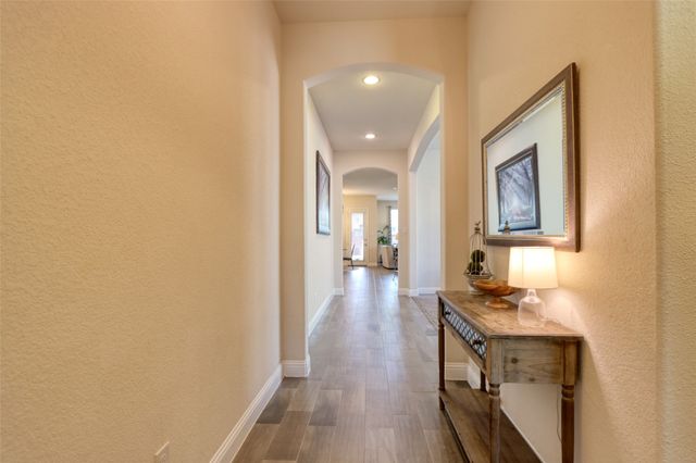 4512 Periwinkle Drive, Mansfield, TX 76063