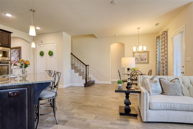 4512 Periwinkle Drive, Mansfield, TX 76063