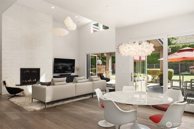 8371 SE 31st Street, Mercer Island, WA 98040