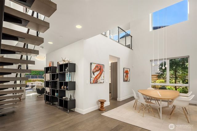 8371 SE 31st Street, Mercer Island, WA 98040