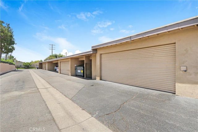 180 E Parkdale, San Bernardino, CA 92404