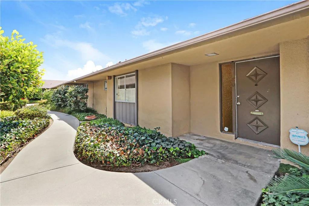 180 E Parkdale, San Bernardino, CA 92404