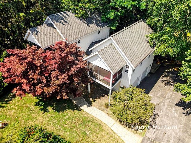 6925 2nd Street, Douglas, MI 49406