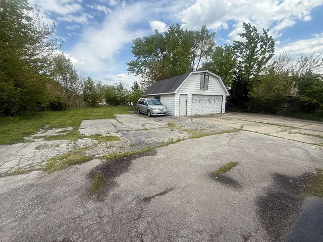 2869 Glenwood Lansing Road, Lynwood, IL 60411