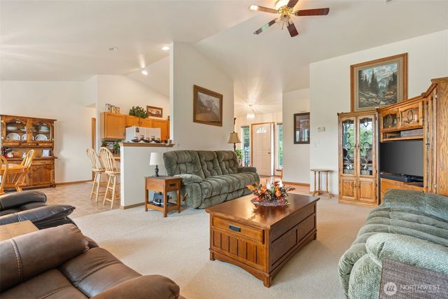 17927 Daryl Lane SW, Rochester, WA 98579