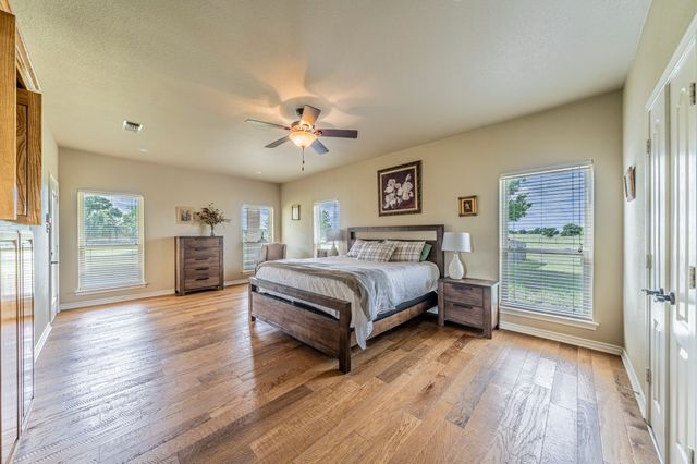 1502 N Fm 113, Weatherford, TX 76088