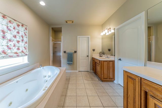 1502 N Fm 113, Weatherford, TX 76088