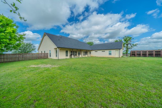 1502 N Fm 113, Weatherford, TX 76088