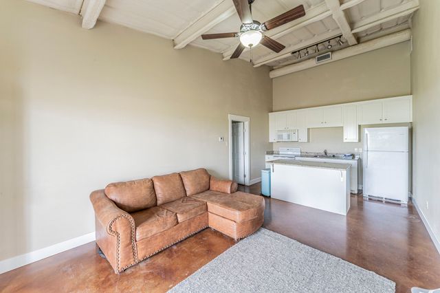 1502 N Fm 113, Weatherford, TX 76088