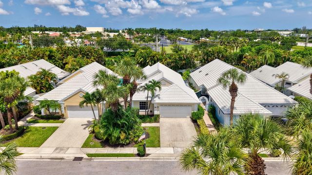 944 Dickens Place, West Palm Beach, FL 33411