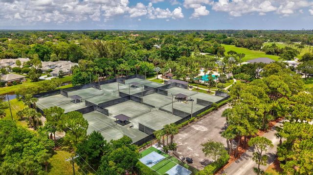 944 Dickens Place, West Palm Beach, FL 33411