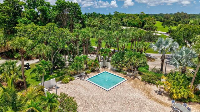944 Dickens Place, West Palm Beach, FL 33411