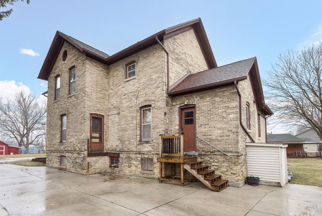 1212 S 3rd STREET, Watertown, WI 53094