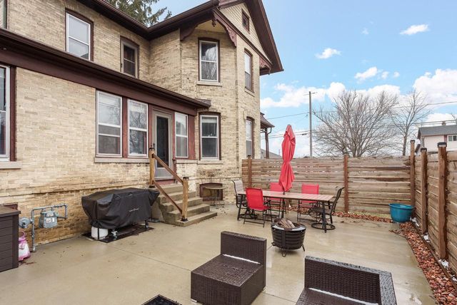 1212 S 3rd STREET, Watertown, WI 53094