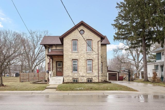 1212 S 3rd STREET, Watertown, WI 53094