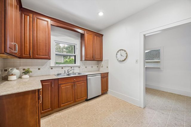 1016 Louise Street, Houston, TX 77009