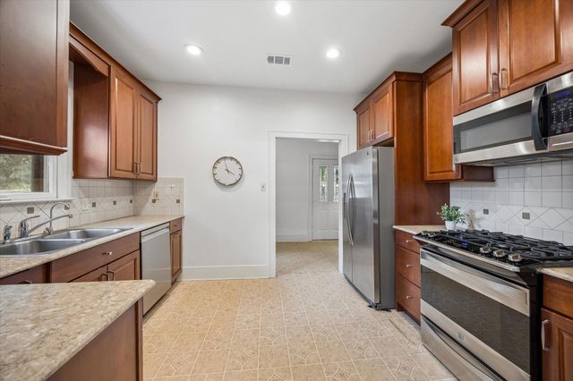 1016 Louise Street, Houston, TX 77009