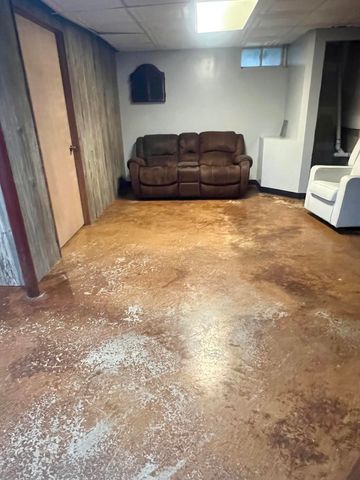 1159 S Delaware, Hobart, IN 46342