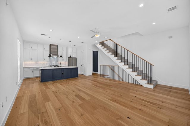 131 Thornton Street, Arlington, TX 76013