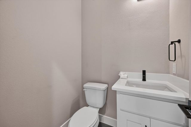 131 Thornton Street, Arlington, TX 76013
