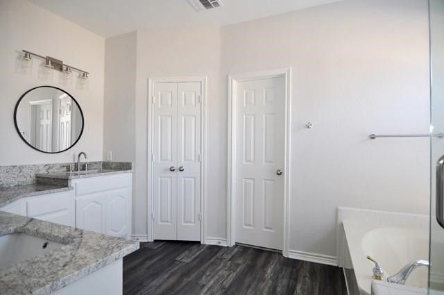 521 Mustang Ridge Drive, Murphy, TX 75094