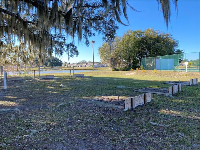 1605 CLUB CIRCLE 1605, Lakeshore, FL 33854