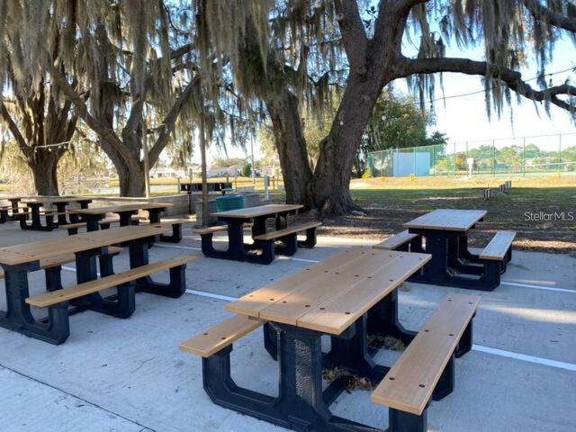 1605 CLUB CIRCLE 1605, Lakeshore, FL 33854