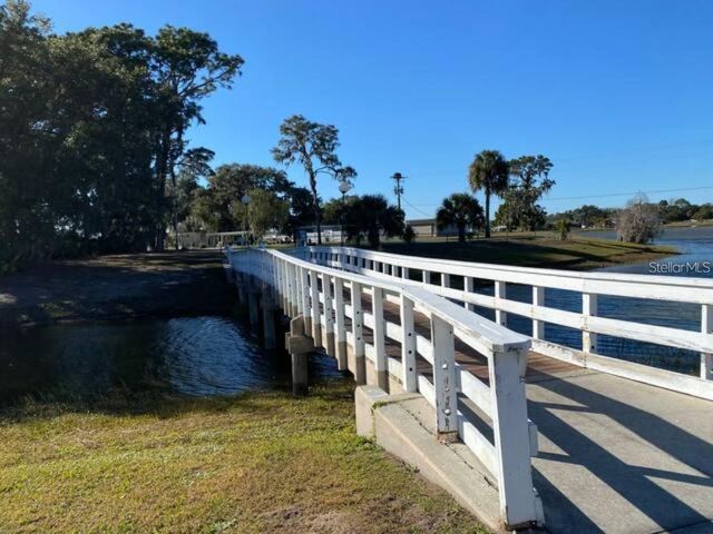 1605 CLUB CIRCLE 1605, Lakeshore, FL 33854