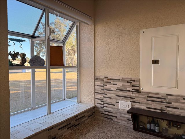 1605 CLUB CIRCLE 1605, Lakeshore, FL 33854