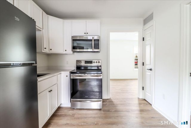 80 South Street 103, Bethel, CT 06801