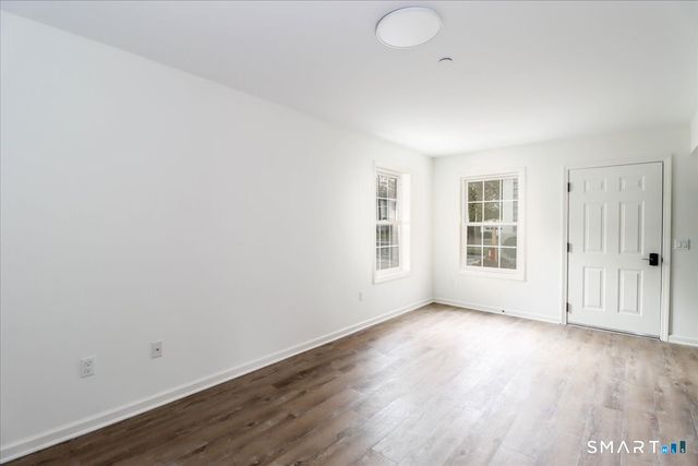 80 South Street 103, Bethel, CT 06801