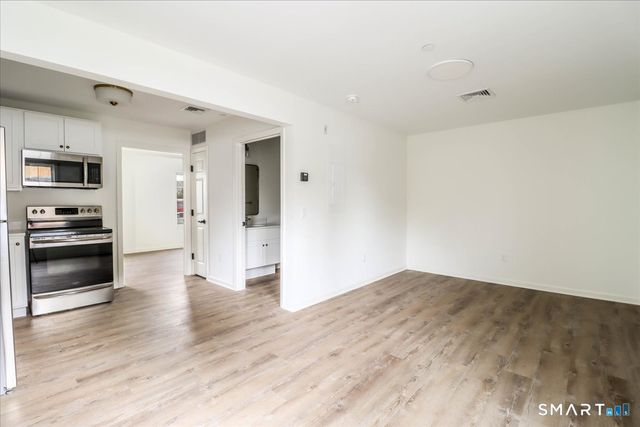 80 South Street 103, Bethel, CT 06801