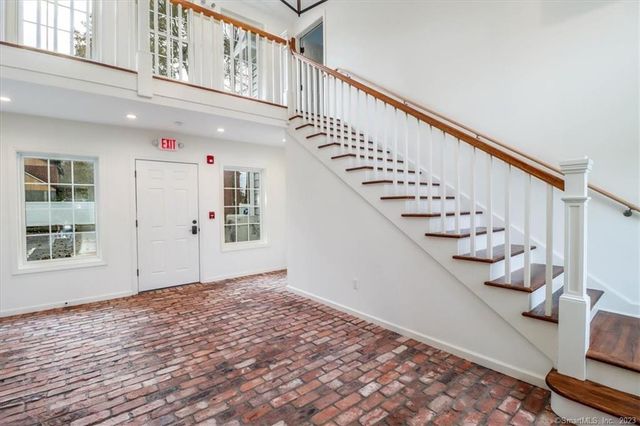 80 South Street 103, Bethel, CT 06801