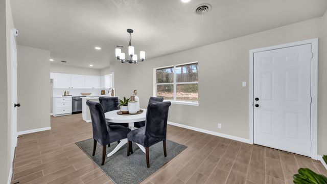 905 Pontiac Court, Arlington, TX 76013