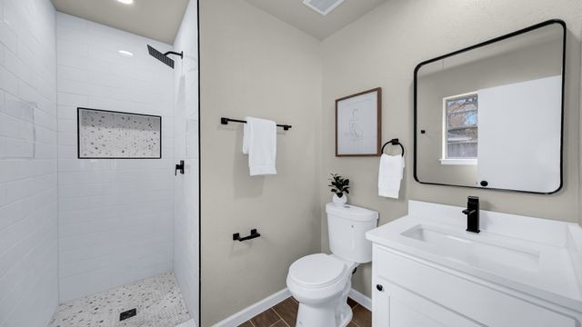 905 Pontiac Court, Arlington, TX 76013