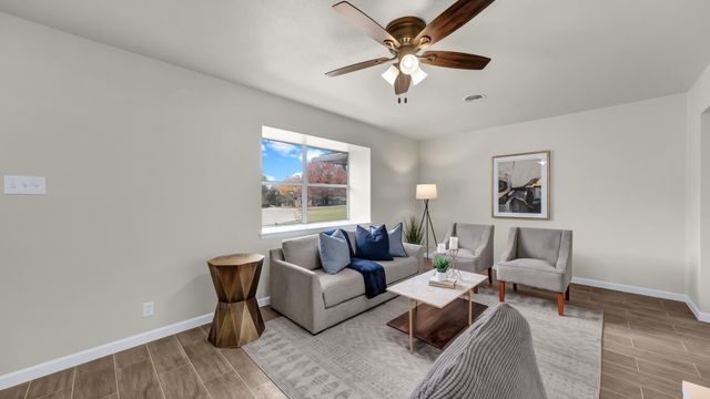 905 Pontiac Court, Arlington, TX 76013