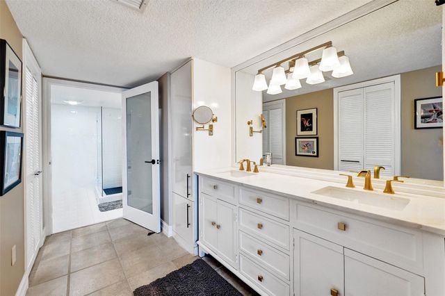 3100 NE 48th Street 617, Fort Lauderdale, FL 33308