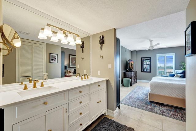 3100 NE 48th Street 617, Fort Lauderdale, FL 33308