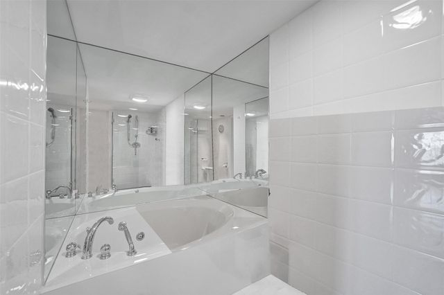 3100 NE 48th Street 617, Fort Lauderdale, FL 33308